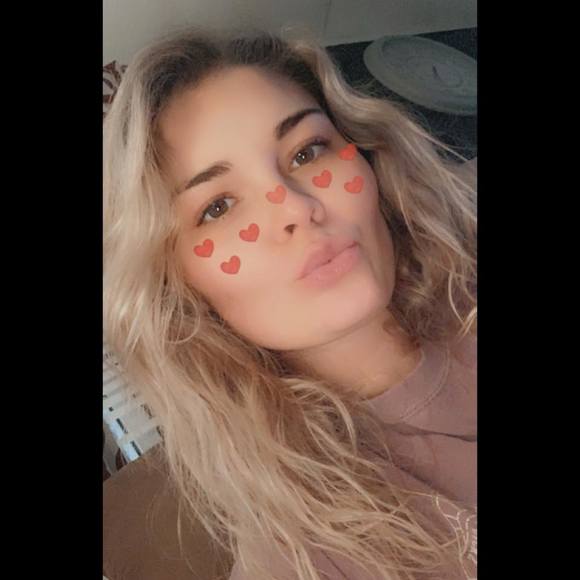 emily_logan27